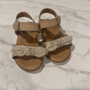 Stride Rite gold sandals toddler size 5
